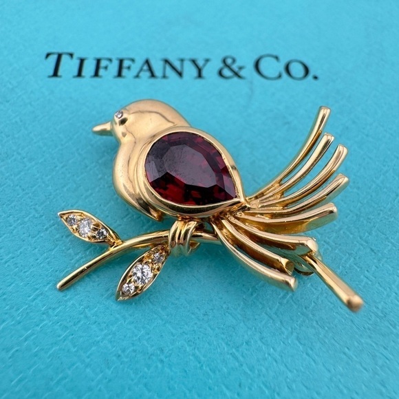 Vtg. Tiffany & Co. Garnet Bird Brooch 18k Yellow Gold 1988 - Picture 1 of 7